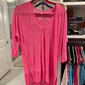 Lilly Pulitzer Vibrant Pink V-Neck Sweater Top